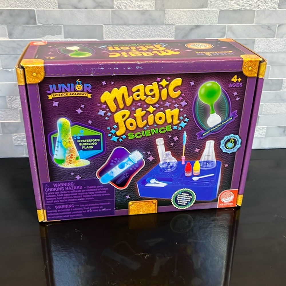 NWT Mindware Magic Potion Science Kit